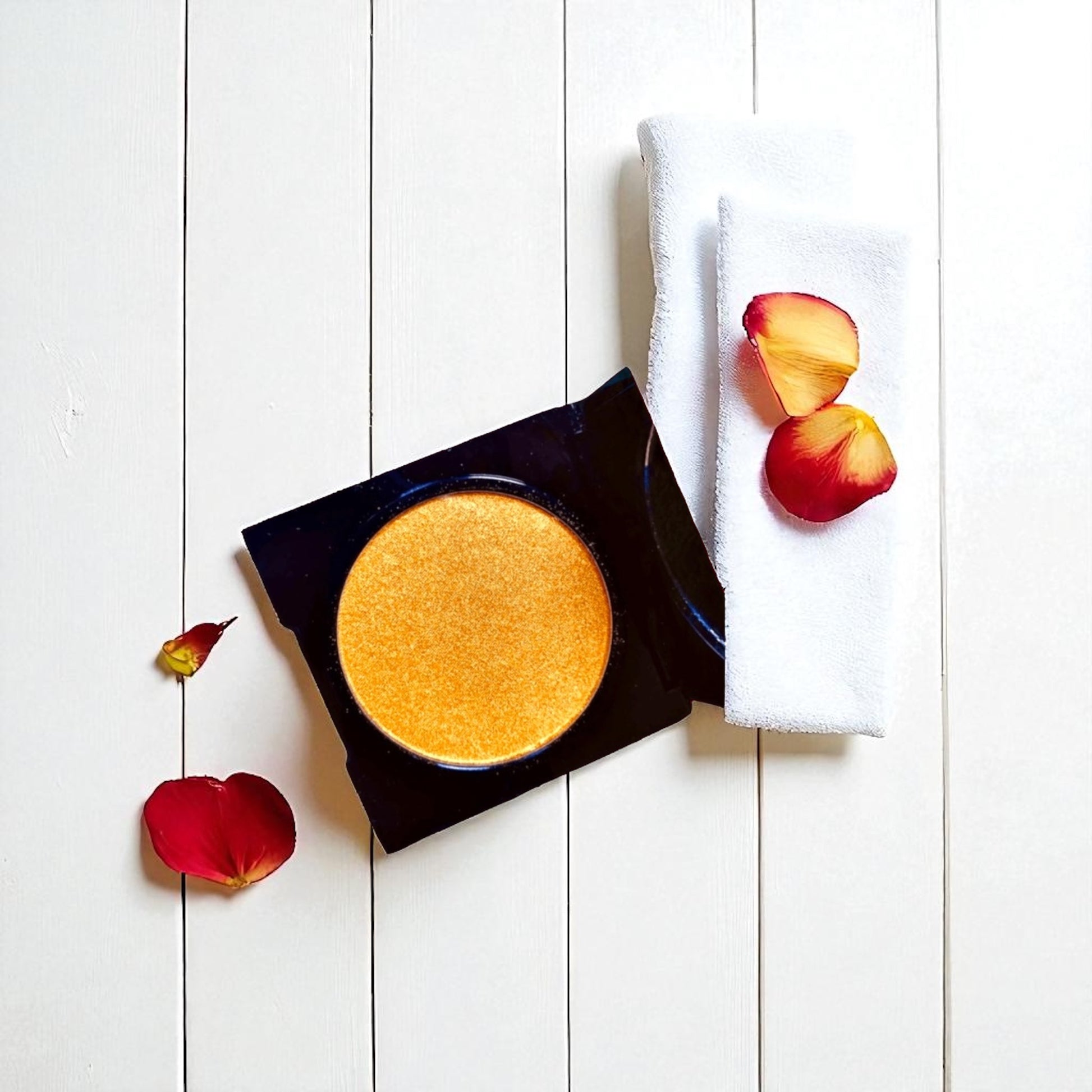 Pressed shimmer Powder